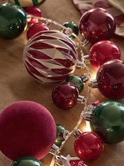 Red/Green Light Up Christmas Bauble Garland - Image 2 of 3
