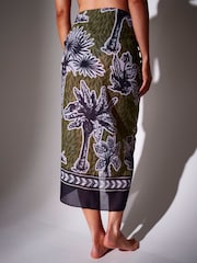 South Beach Green Floral Printed Palm Tree Sarong - Image 4 of 5