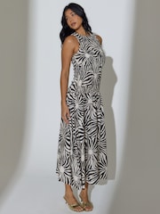 South Beach Black Sunburst Textured Sleeveless Shirred Drop Waist Maxi Dress - Image 4 of 5