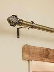 Antique Brass Artichoke Finial 28mm Extendable Curtain Pole Kit - Image 2 of 3