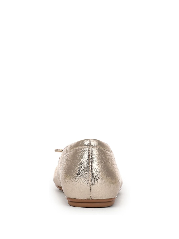 naturalizer gold dress shoes Naturalizer Women's Gold Bridal Shoes and Evening