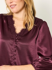 FatFace Betty Wine Petite Lace Trim Blouse - Image 4 of 5