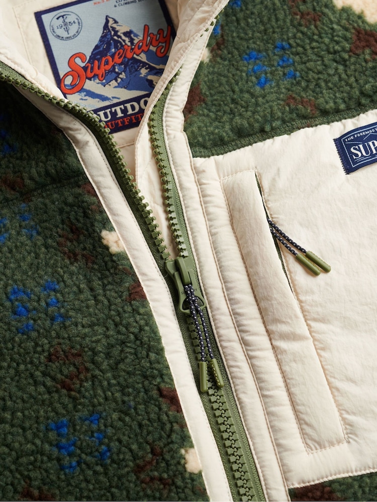 Superdry Green Onion Quilt Hybrid Fleece - Image 8 of 8 Superdry Green Onion Quilt Hybrid Fleece - Image 8 of 8