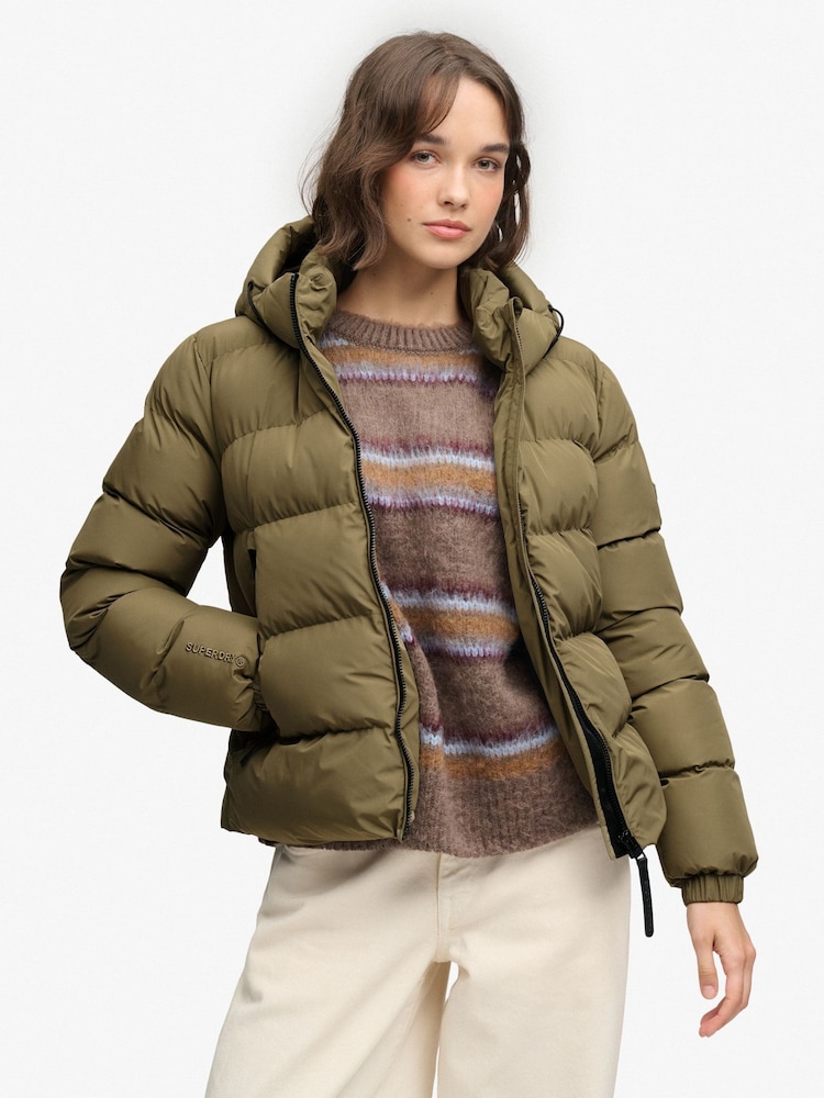 ត្នោត - អាវក្រៅស្ព័រ Superdry មានមួក - រូបភាព 1 នៃ 10