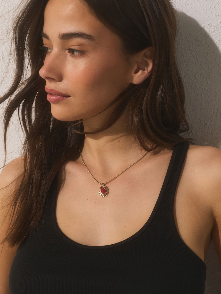Gold Tone/Red Resin Drop Heritage Necklace - Image 2 of 6