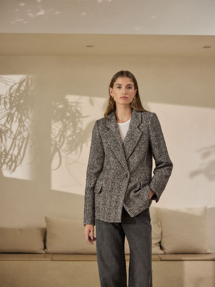 Brown/Cream N. Premium Herringbone Contrast Collar Blazer - Image 2 of 5