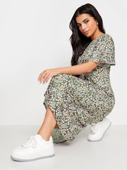 PixieGirl Petite Green Flutter Sleeve Midi Dress - Image 3 of 4