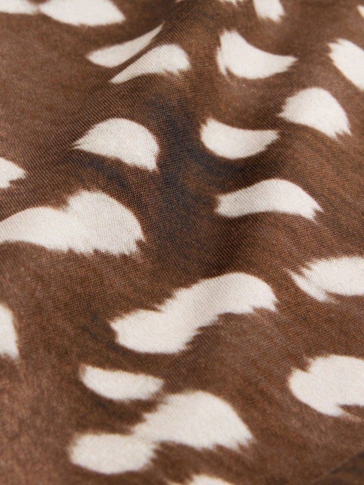 Deer Print Boxy Elbow Sleeve Crew Neck T-Shirt - Image 8 of 8