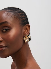 Mood Polished Statement Floral Earrings - 2 paveikslėlis iš 3