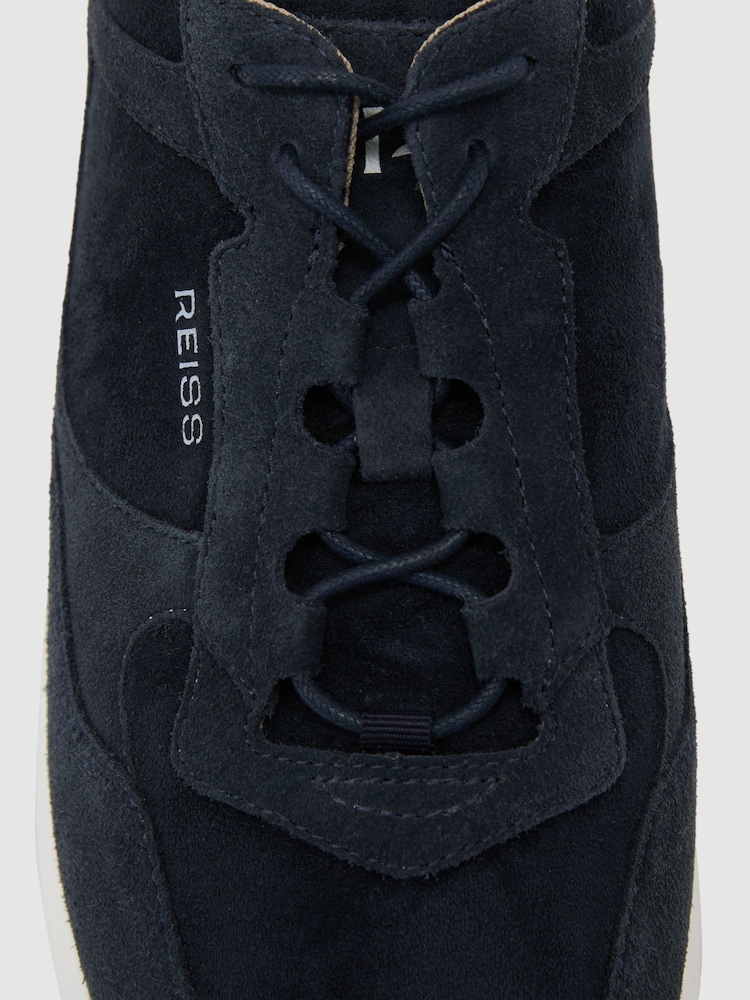 Reiss Dark Navy Grant Bonded-Leather Lightweight Runner Trainers - Image 6 of 6