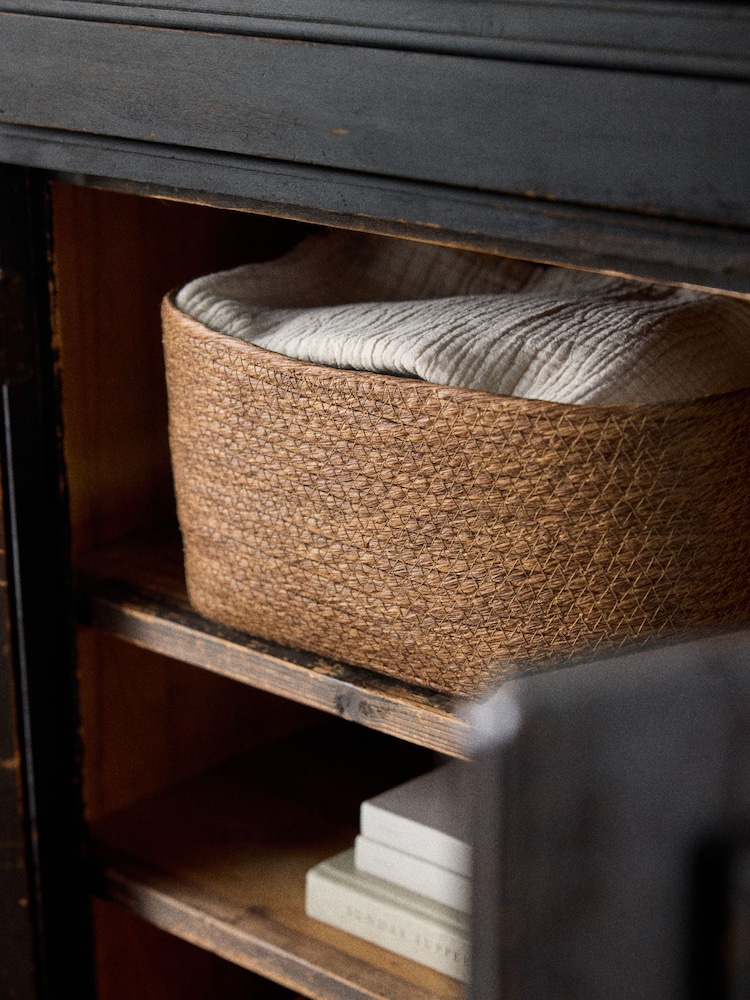 The Set 5 Pack Natural Low Rectangular Baskets - Image 2 of 7 The Set 5 Pack Natural Low Rectangular Baskets - Image 2 of 7