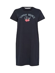 Yours Curve מארז של 2 כותונות לילה עם מכפלת נמוכה בגב - תמונה 7 מתוך 8