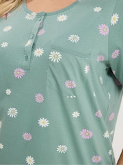 قميص نوم ببلاكيت مقاس كبير من Yours - صورة 4 من 4