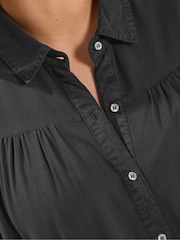 Yours Curve Black Tiered Smock Chambray Shirt - Image 4 of 5