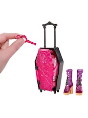 Mattel Games Monster High Skulltimate Oasis Draculaura Doll - Image 5 of 5