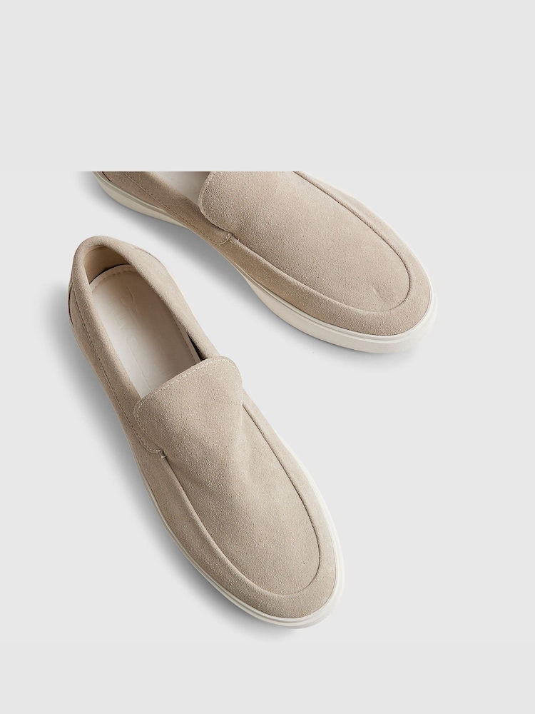 Men\'s Slip-On Suede Loafers in Ivory NWT Men main image 4