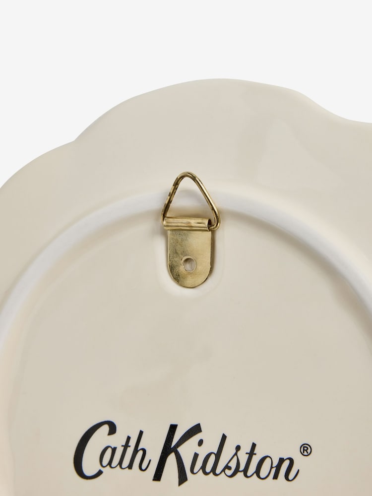 Cath Kidston Set of 3 Red/Blue Hanging Wall Plates - Image 5 of 5 Cath Kidston Set of 3 Red/Blue Hanging Wall Plates - Image 5 of 5