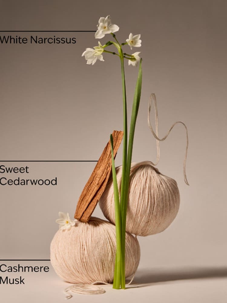 Bath & Body Works Flower Child 3 Wick Candle 411g - Image 3 of 3