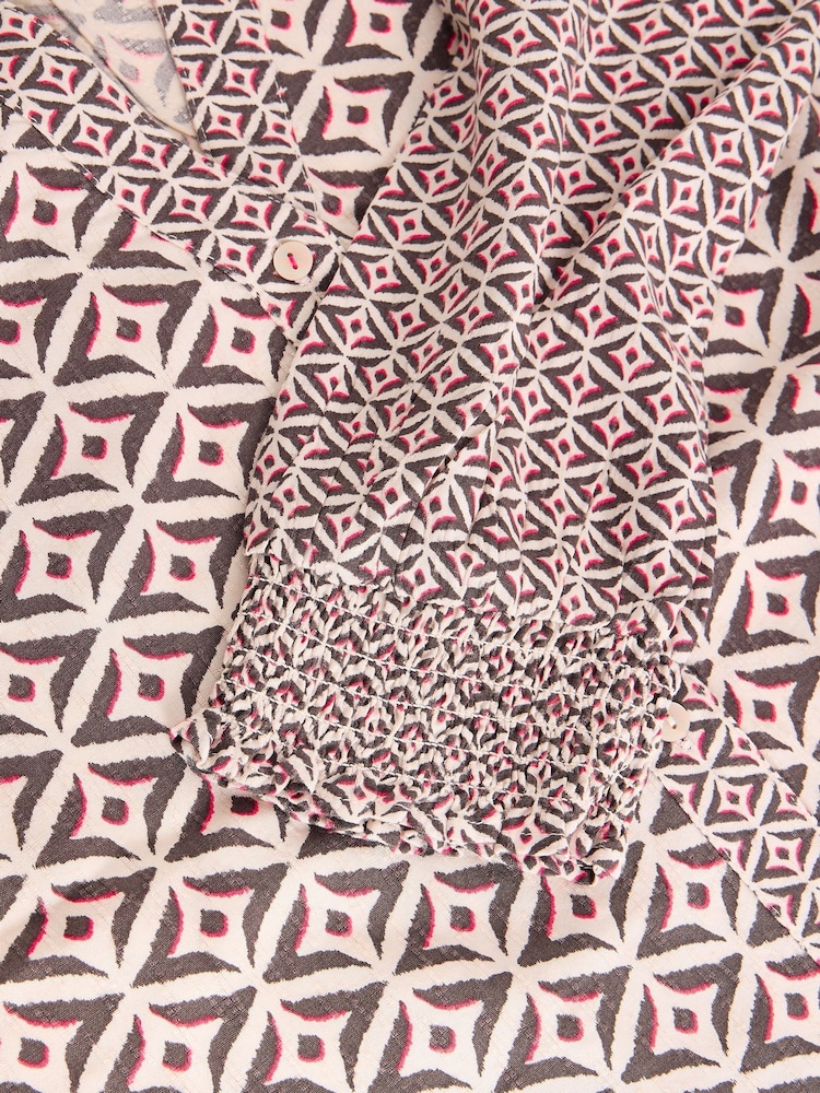 بلوزة بطبعة متنوعة May من White Stuff - Image 6 of 6