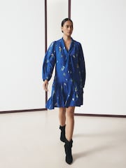 Koboltblått blomstrete Print - Long Sleeve Tie Neck Mini Dress - Bilde 2 av 9