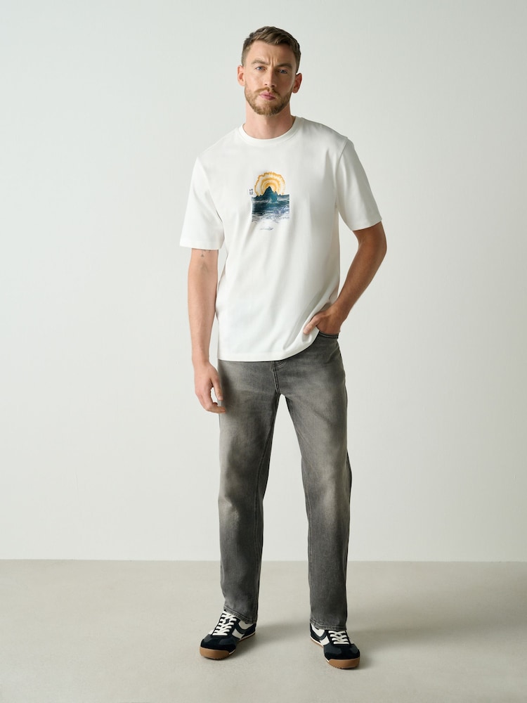 White Japanese Mountain Regular Fit Graphic Print Heavy Weight T-Shirt - Image 2 of 5