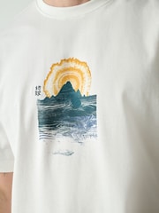 White Japanese Mountain Regular Fit Graphic Print Heavy Weight T-Shirt - Image 5 of 5