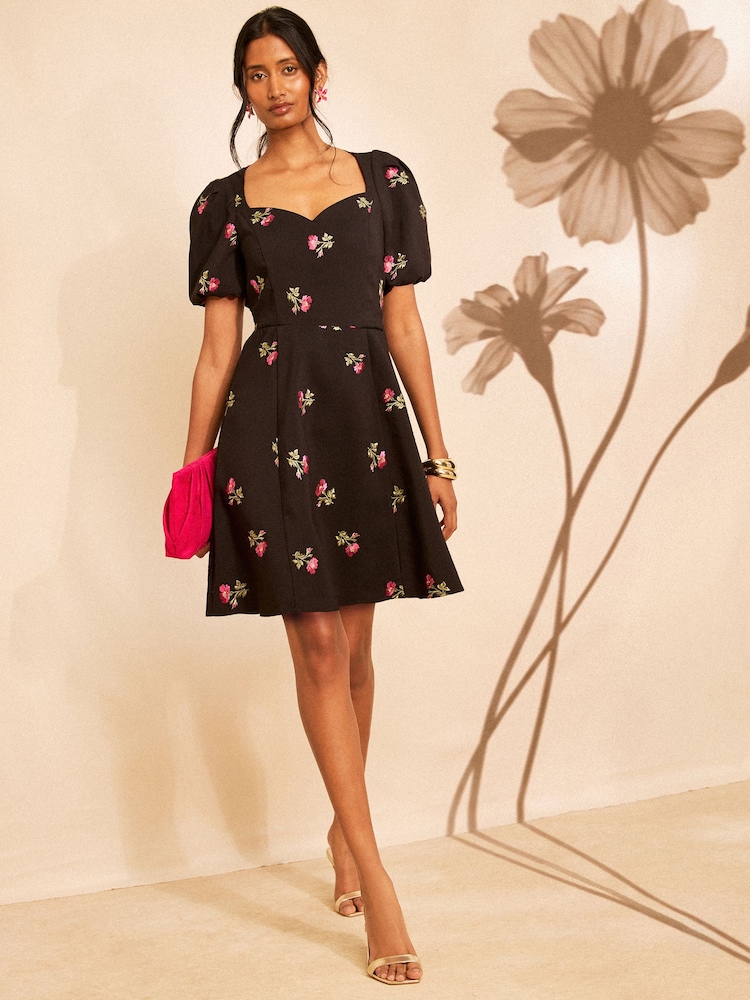 Love & Roses Black Tailored Embroidered Short Sleeve Skater Mini Dress - Image 2 of 5