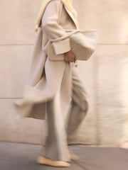 بنطلون برِجل واسعة مخطّط من الجنب من Mint Velvet - Image 4 of 7