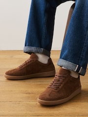 Rust Brun - Casual Utbildare - Bild 1 av 6