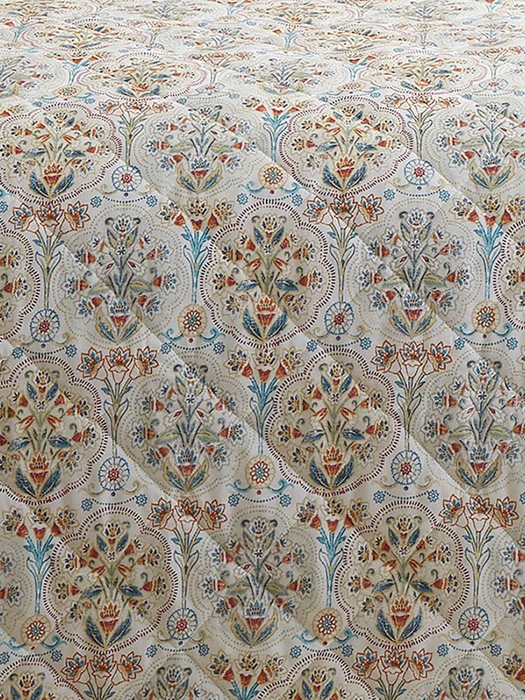 Dreams & Drapes Natural Edena Decorative Floral Quilted Bedspread - Image 3 of 3