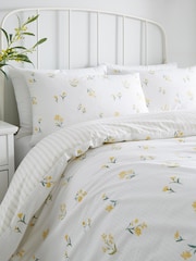 Dreams & Drapes White Ditsy Floral Seersucker Textured Duvet Cover Set - Image 2 of 4