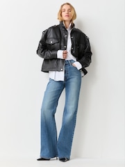 Միջին կապույտ ջինսե - Levi's® Ribcage Flare Bootcut Jeans - Պատկեր 2 5-ից