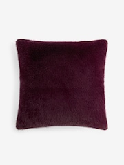 Plum Purple 50 x 50cm Luxe Plush Faux Fur Cushion - Image 4 of 4