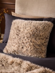 50 x 50cm Polštář z umělé kožešiny s leopardím Potiskem - Obrázek 1 z 4