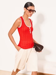 Lipsy Red Tipped Scallop Detail Knitted Vest - Image 4 of 5
