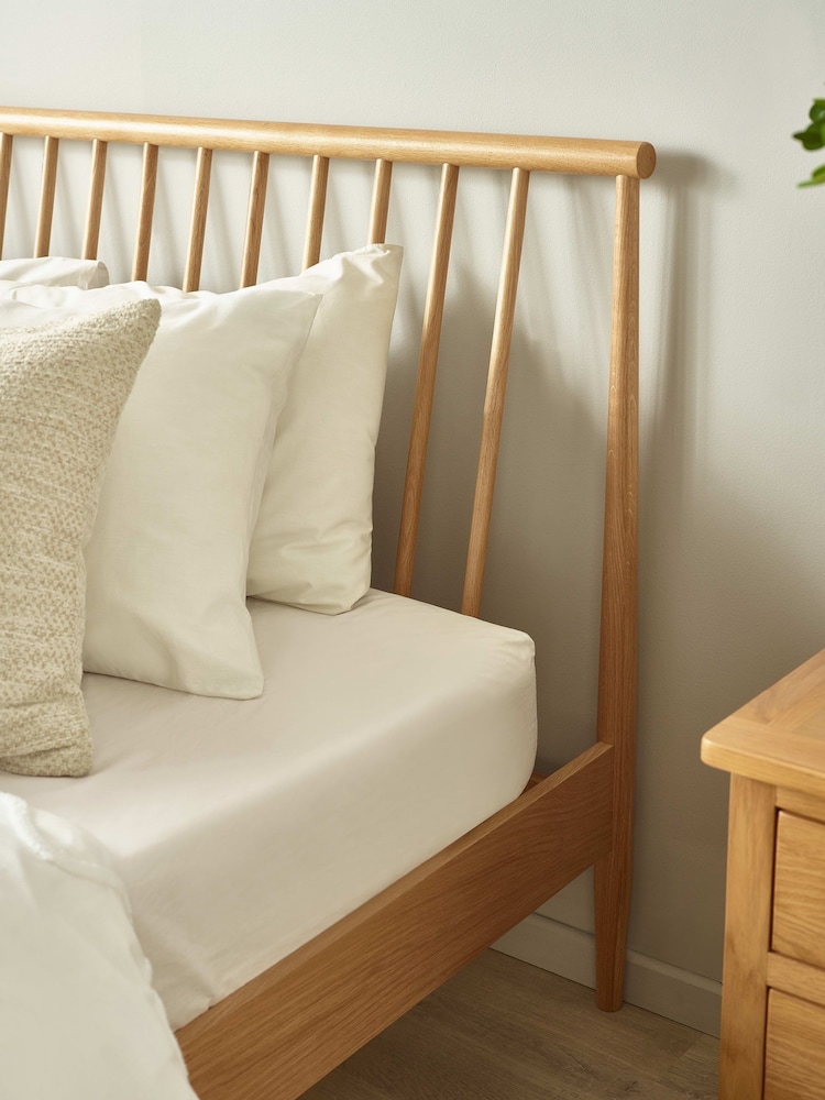 Julian Bowen Solid Oak Belton Spindle Bed - Image 2 of 6 Julian Bowen Solid Oak Belton Spindle Bed - Image 2 of 6