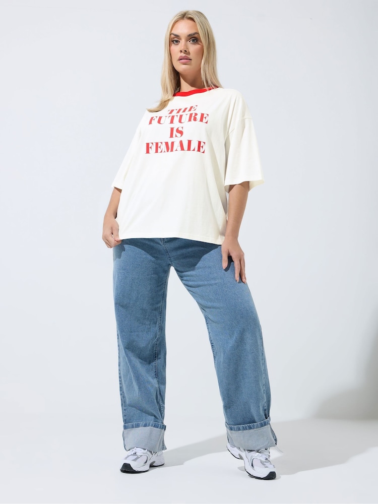 Yours Curve Limited 'The Future Is Female' T-Shirt - Bild 2 von 4