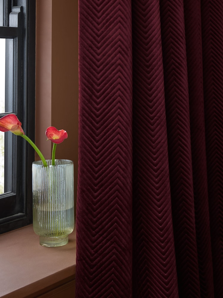 Burgundy Red Madison Velvet Blackout/Thermal Eyelet Curtains - Image 4 of 4