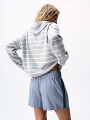 В серую полоску - self. Knitted Jumper with Removable Scarf - Изображение 3 4