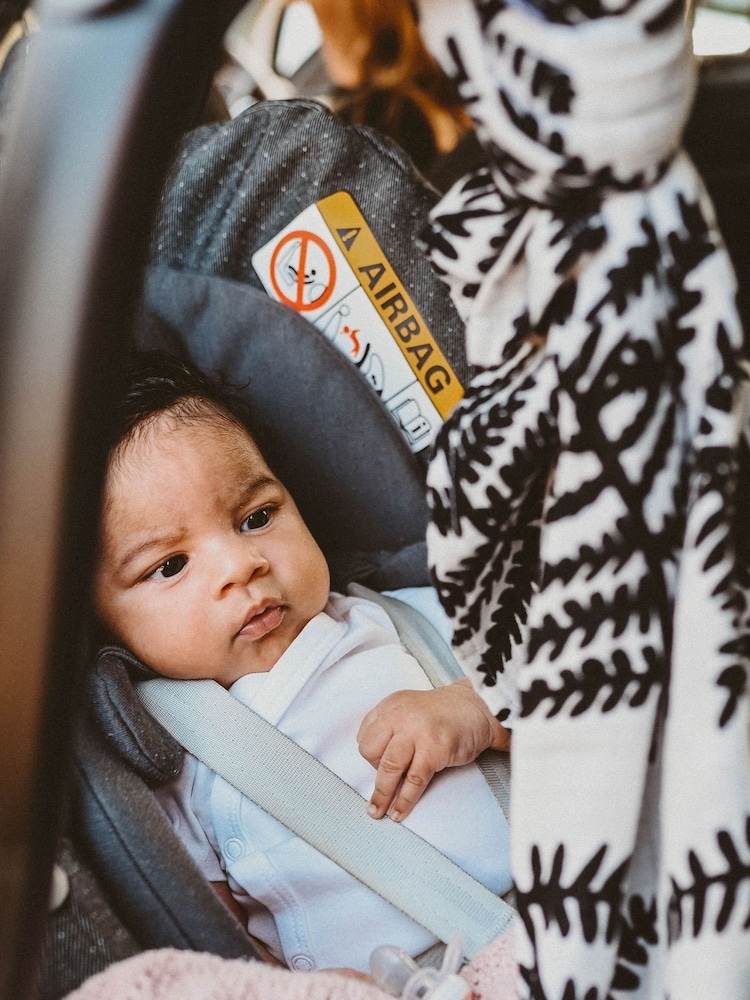 Etta Loves Black Fern Print Fern Sensory Muslin Extra Large - Image 2 of 8