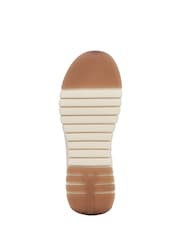 Vionic Green Uptown Regular Fit Arch Support Trainers - Image 6 of 7
