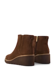 TOMS Brown Mina Boots - Image 6 of 8