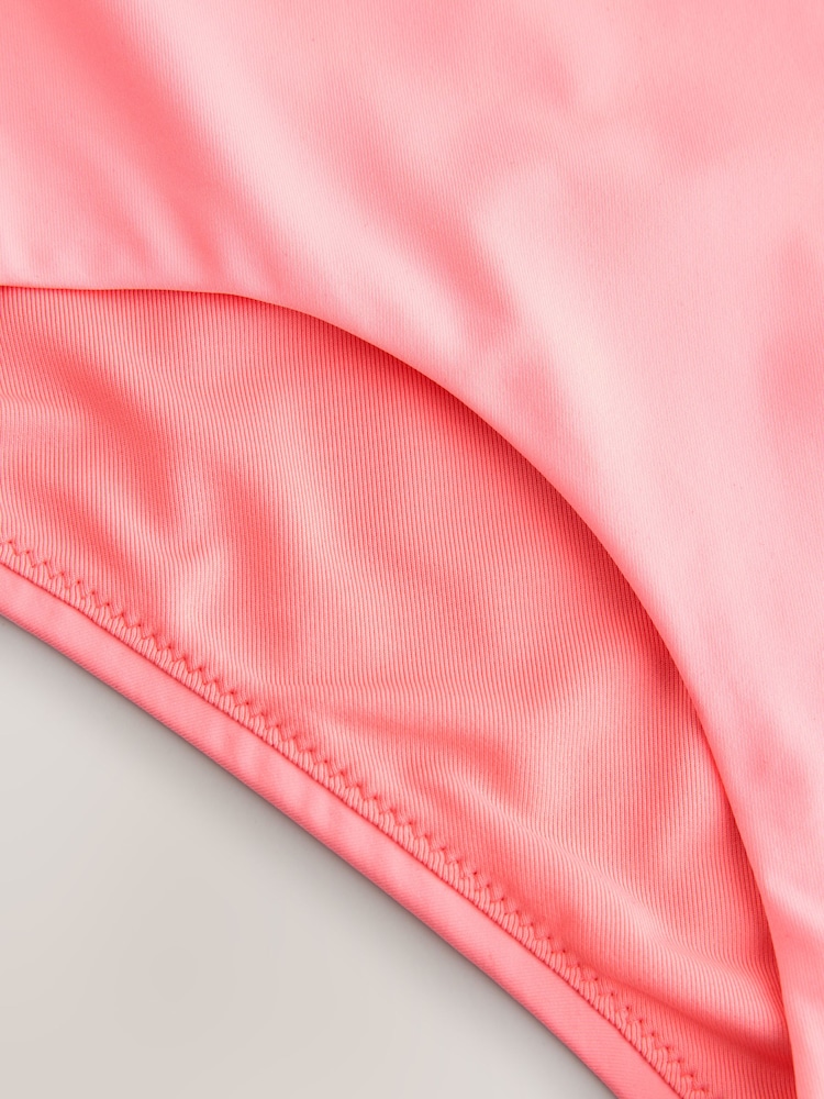 Pink - បាតជើងប៊ីគីនីខ្ពស់។ - រូបភាព 6 នៃ 6 Pink - បាតជើងប៊ីគីនីខ្ពស់។ - រូបភាព 6 នៃ 6