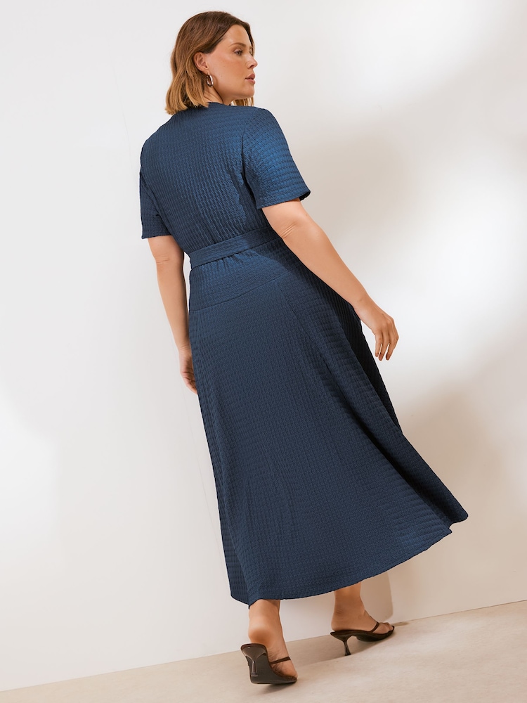 Friends Like These Teal Blue Curve Short Sleeve Textured Belted Midi Dress - Image 4 of 4