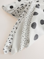 Mono Baby Muslins Cloths 4 Pack - Image 4 of 5