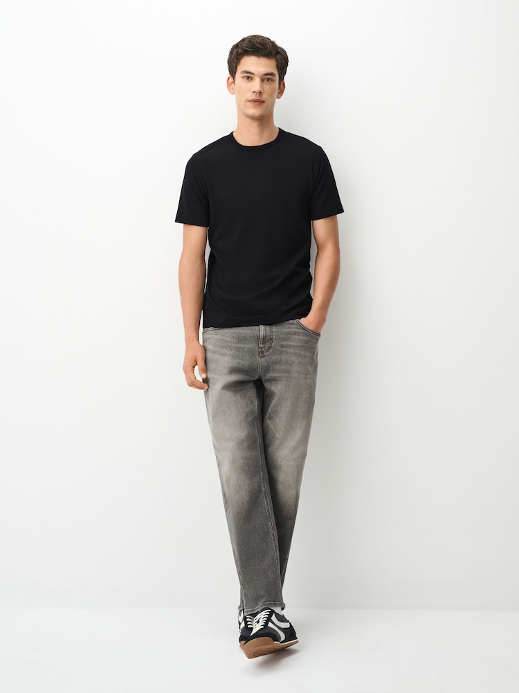 Black Slim Fit Motionflex Soft T-Shirt - Image 2 of 8 Black Slim Fit Motionflex Soft T-Shirt - Image 2 of 8