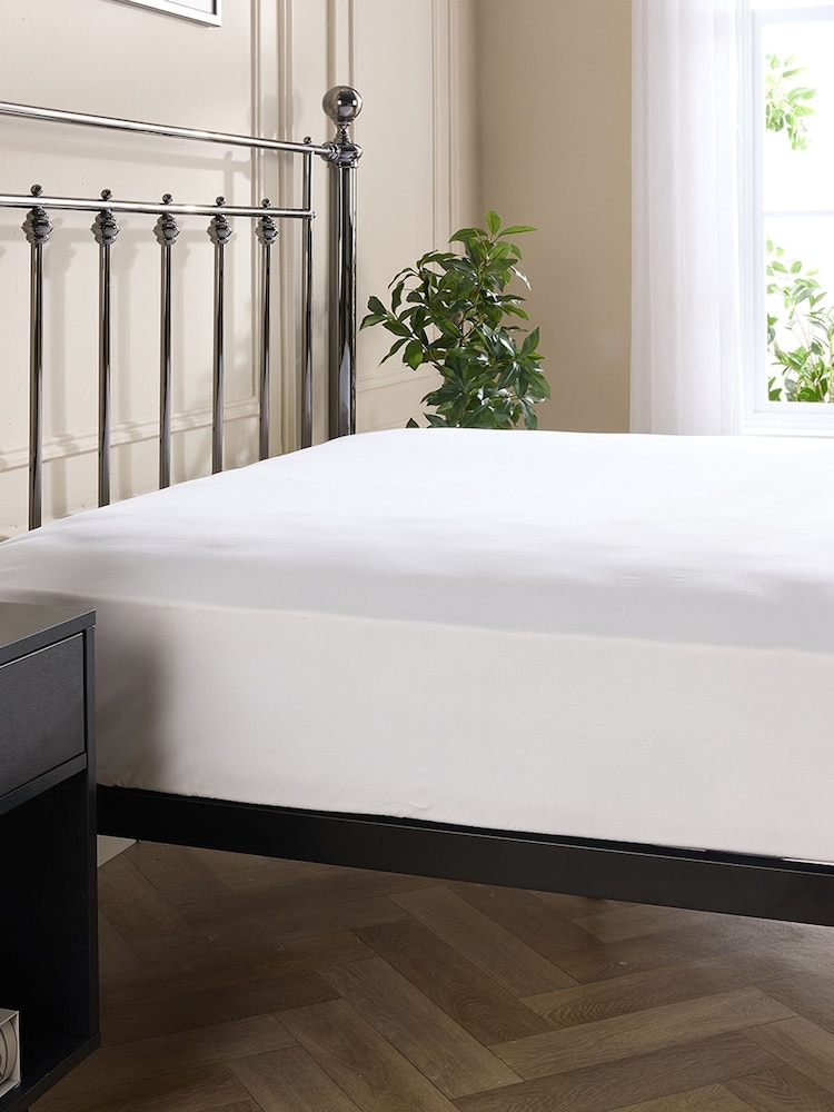 Hotel Pure Luxury White 4 Star Luxury Fitted Sheet - Image 2 of 4 Hotel Pure Luxury White 4 Star Luxury Fitted Sheet - Image 2 of 4