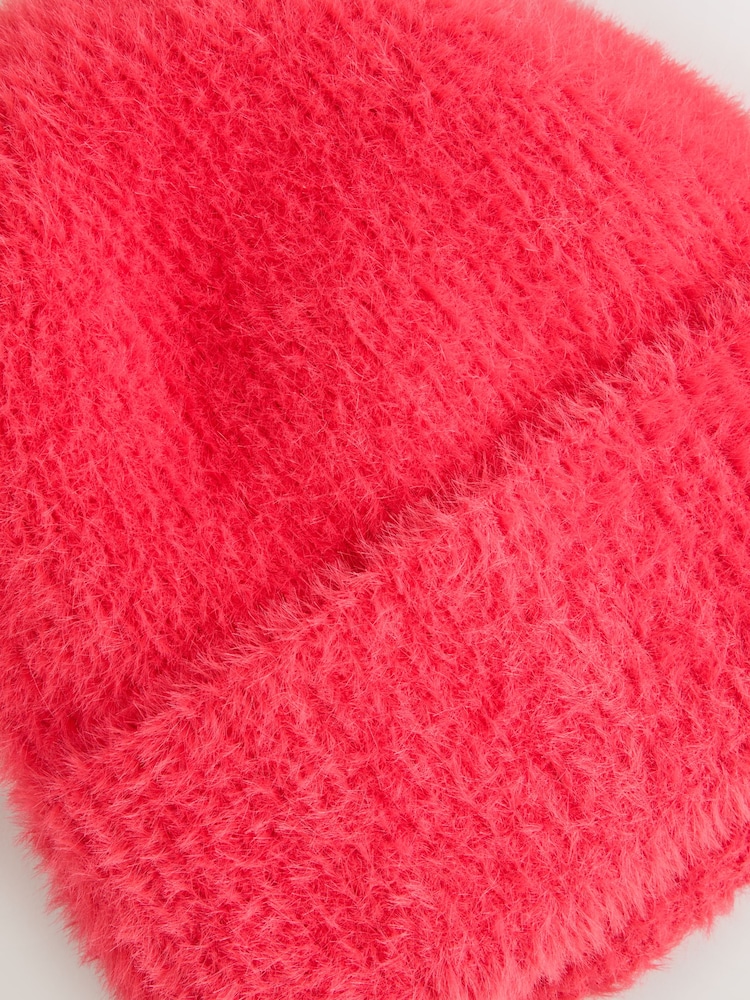 Red Feather Beanie (1-16yrs) - Image 2 of 3 Red Feather Beanie (1-16yrs) - Image 2 of 3