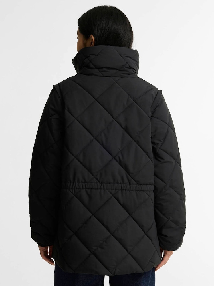 Schwarz - Barbour® Tanfield Puffer Jacket - Bild 2 von 7 Schwarz - Barbour® Tanfield Puffer Jacket - Bild 2 von 7