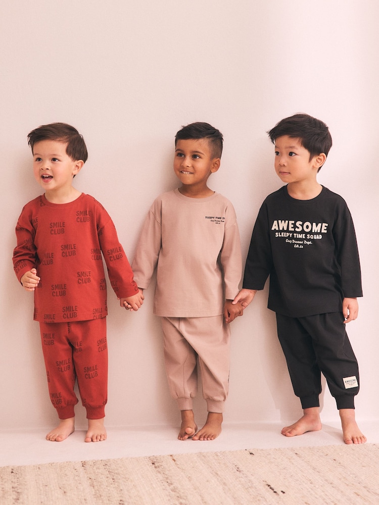 أسود/أحمر/صخري - Long Sleeve Jogger Pyjamas 3 Pack (9mths-11yrs) - صورة 1 من 11